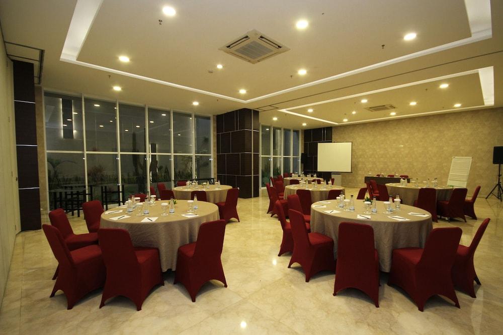 בנדונג Atlantic City Hotel מראה חיצוני תמונה