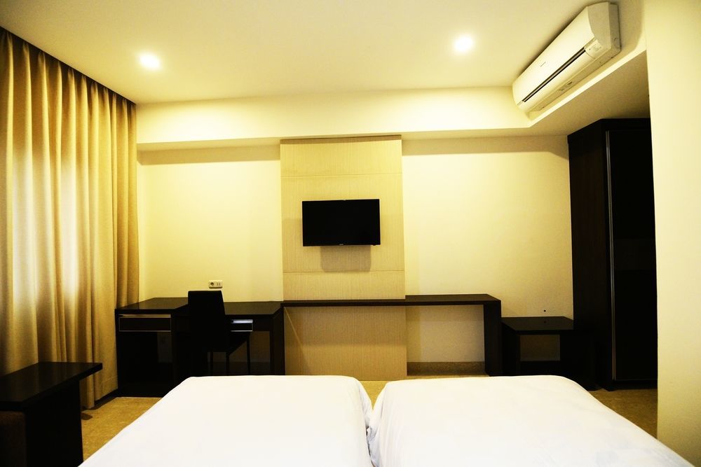 בנדונג Atlantic City Hotel מראה חיצוני תמונה