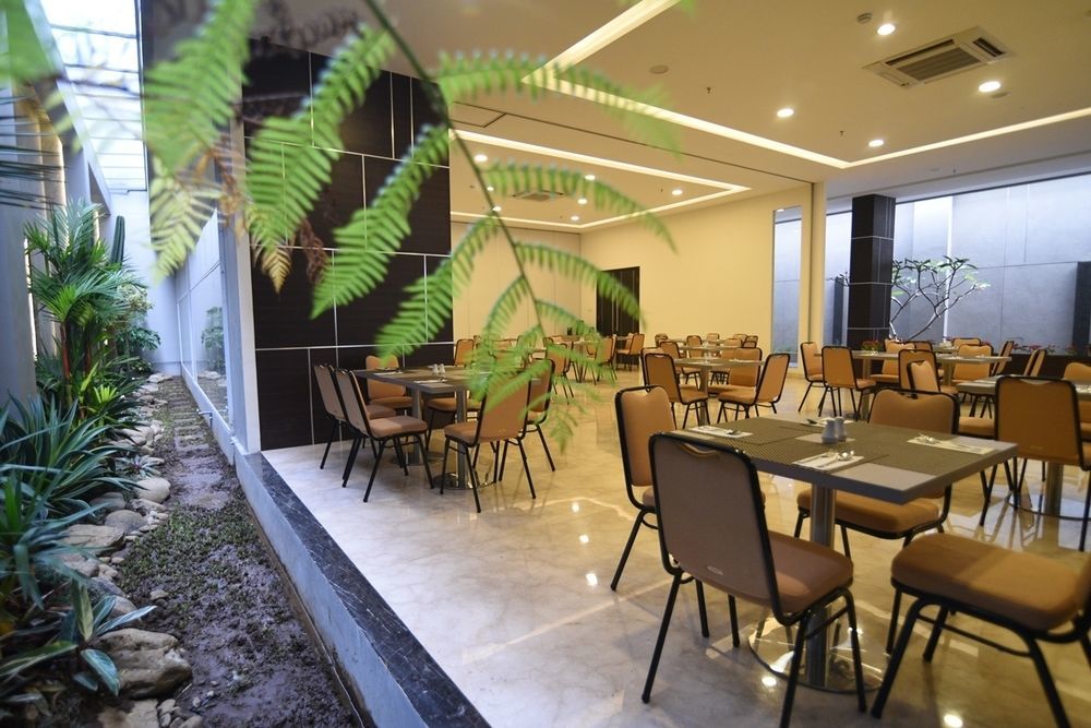 בנדונג Atlantic City Hotel מראה חיצוני תמונה