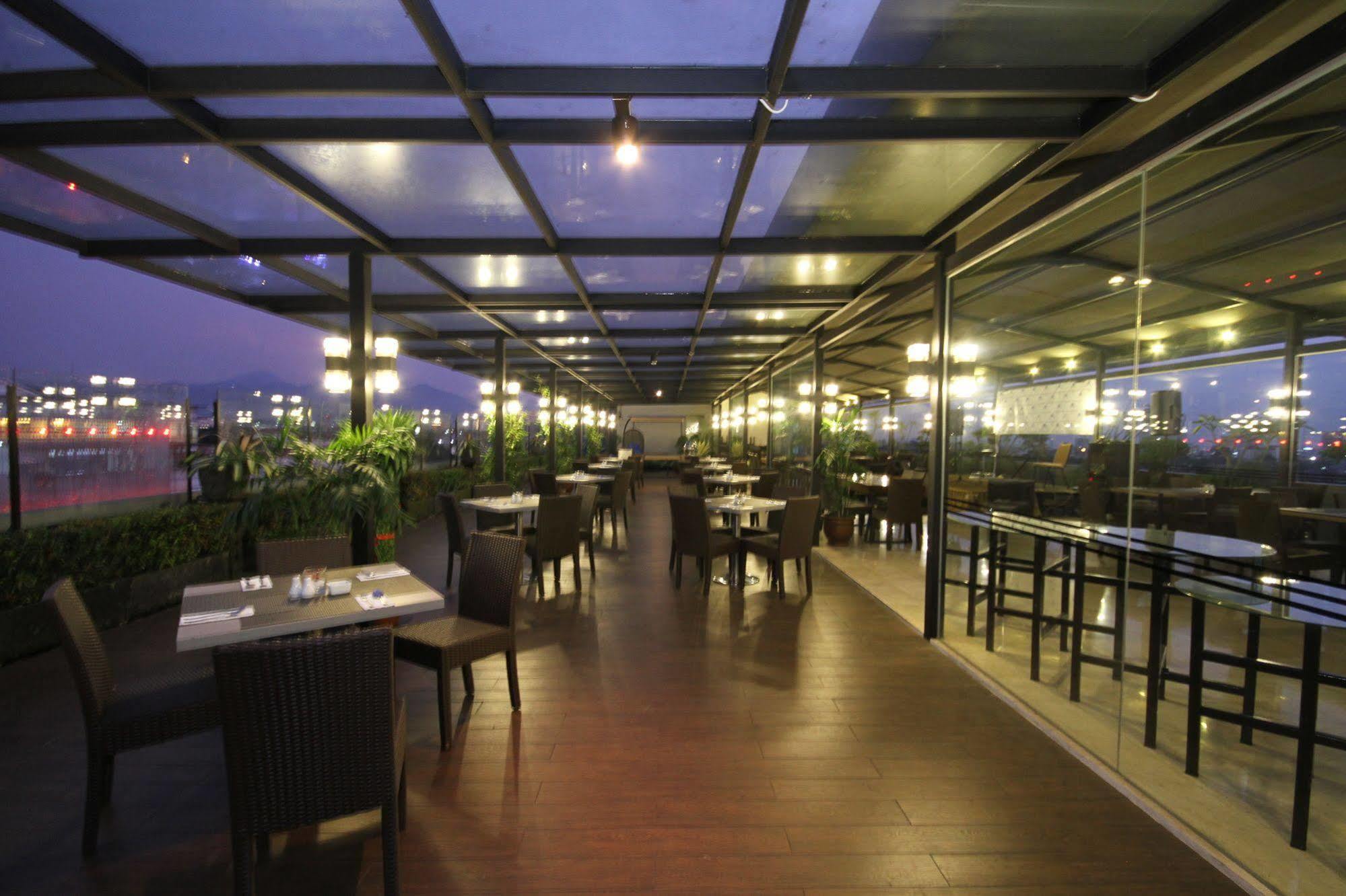 בנדונג Atlantic City Hotel מראה חיצוני תמונה