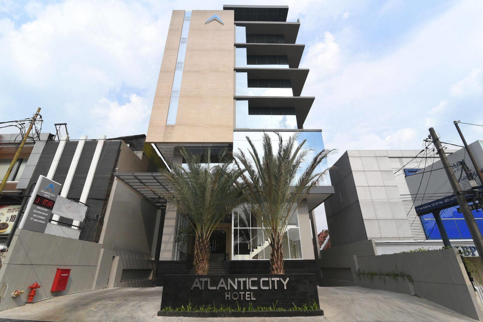 בנדונג Atlantic City Hotel מראה חיצוני תמונה