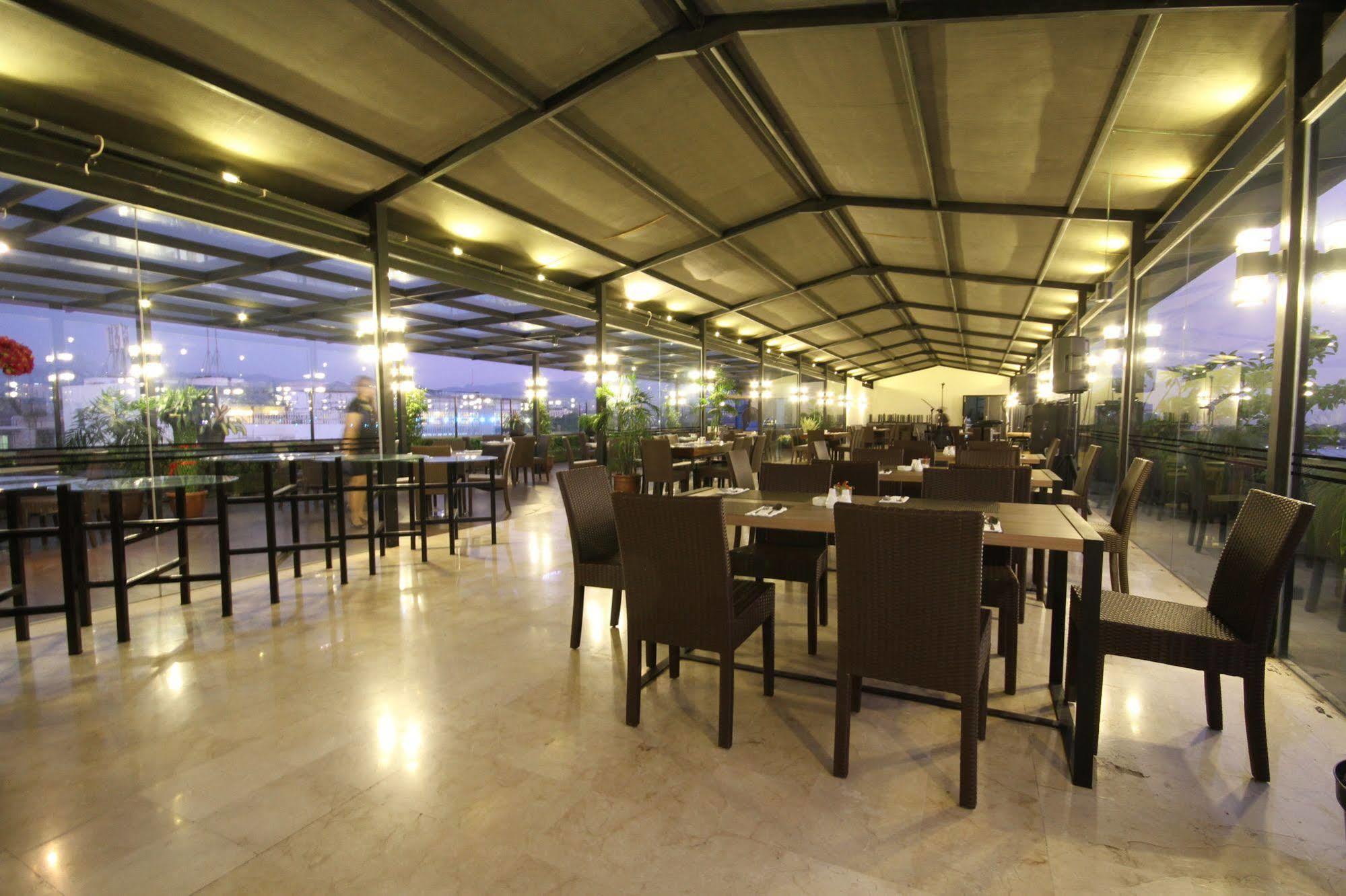 בנדונג Atlantic City Hotel מראה חיצוני תמונה